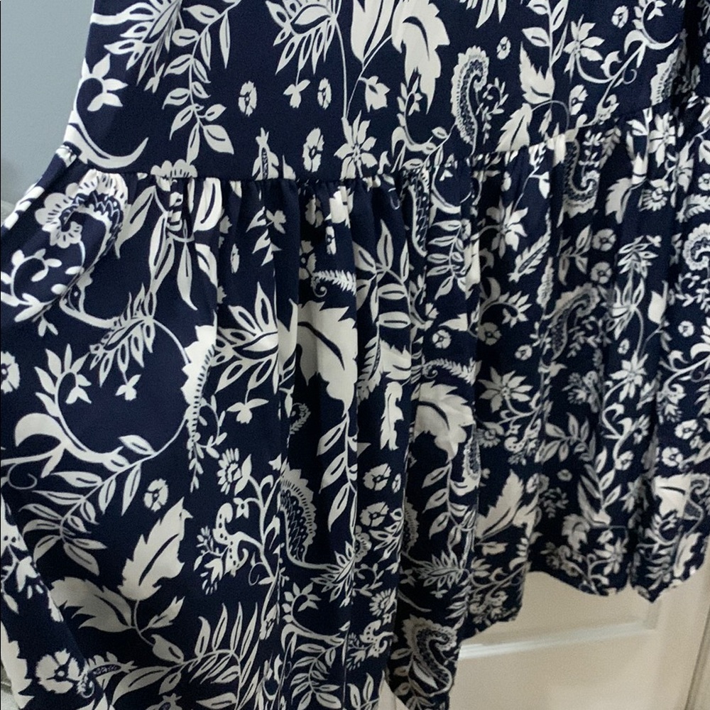 Rusttydustty Elegant Navy and Cream Floral Dress - Picture 6 of 8